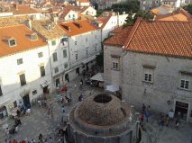 Dubrovnik main square